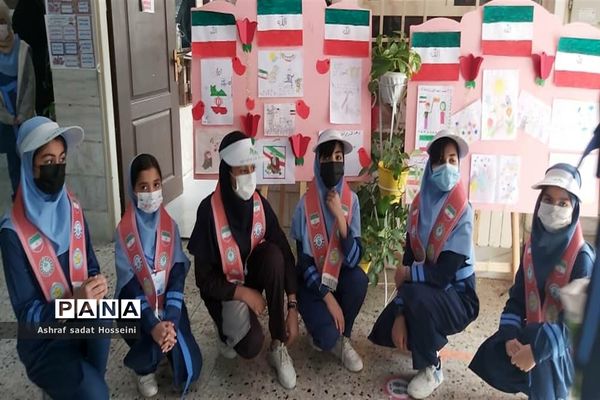 برگزاری همایش یاوران انقلاب در مدارس ناحیه۶ مشهد مقدس