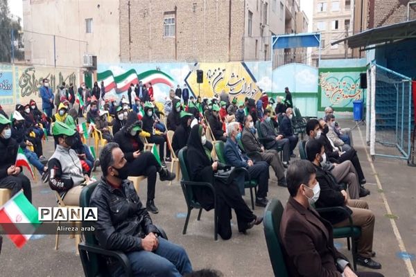 زنگ انقلاب در مدارس ورامین