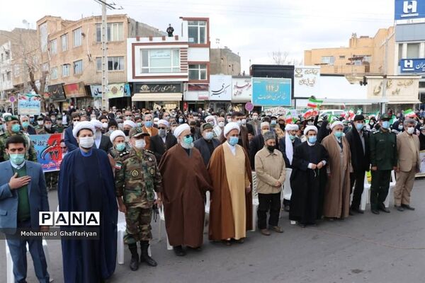 گرامیداشت 12 بهمن و مراسم گلبانگ انقلاب در میدان مرکزی تربت جام