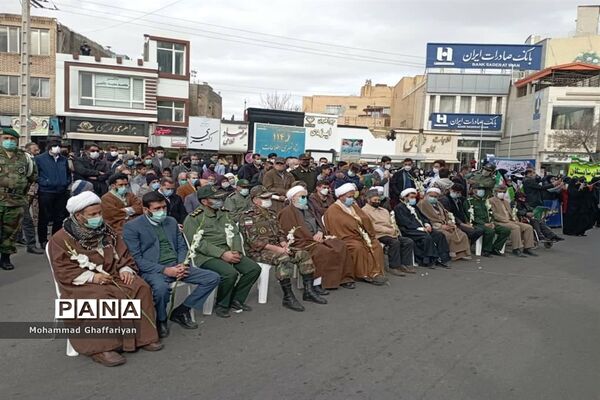 گرامیداشت 12 بهمن و مراسم گلبانگ انقلاب در میدان مرکزی تربت جام