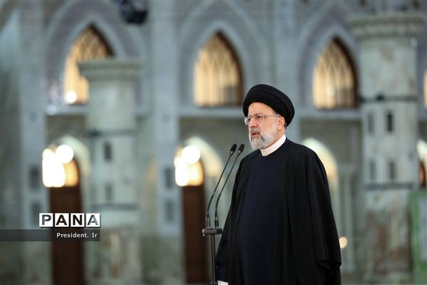 تجدید میثاق رییس جمهوری و  اعضای هیأت دولت با آرمان‌های امام راحل و شهدای انقلاب اسلامی