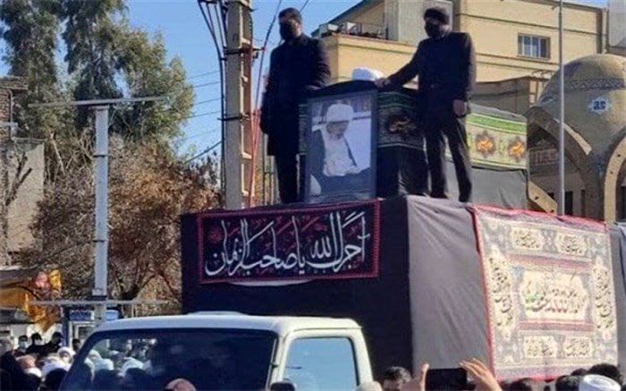 پیکر آیت‌الله صافی‌ گلپایگانی تشییع شد