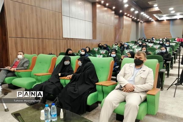 نشست روسای شورای دانش‌آموزی مدارس