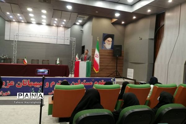 نشست روسای شورای دانش‌آموزی مدارس