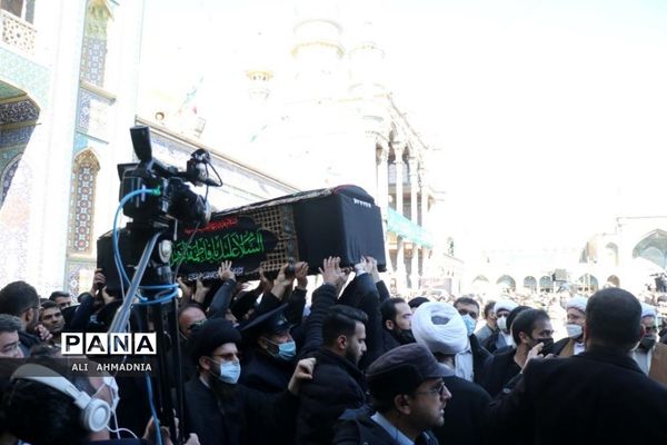 تشییع پیکر آیت الله صافی گلپایگانی در قم-2