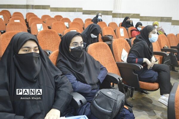 دومین دوره انتخابات مجلس دانش‌آموزی دختر شهرستان بوشهر
