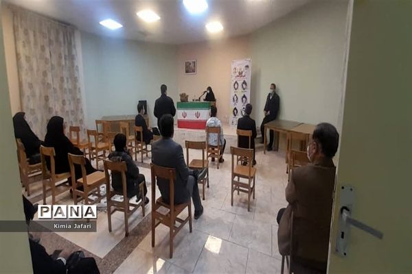 شب شعر انقلاب به مناسبت چهل و سومین  سالگرد پیروزی