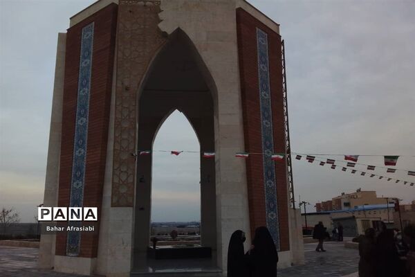 برگزاری آیین غبار‌رویی مزار شهدای گمنام شهرستان رباط‌کریم