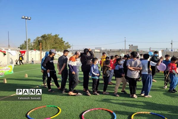 جشنواره بازی‌های بومی ومحلی در روستای لمبدان شهرستان دیر