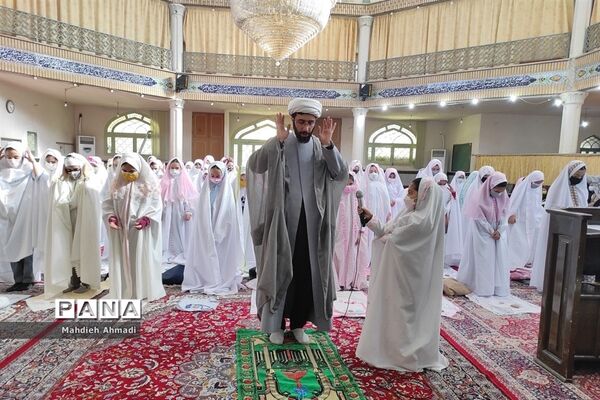 جشن تکلیف دختران مدرسه ابتدایی شهید سیفی شهرستان رباط کریم