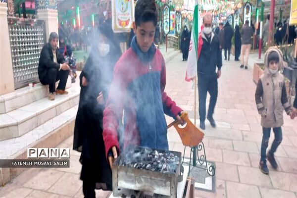 غبارروبی مزار شهدای قم به مناسبت دهه فجر-1