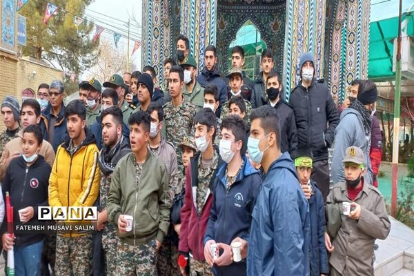 غبارروبی مزار شهدای قم به مناسبت دهه فجر-1