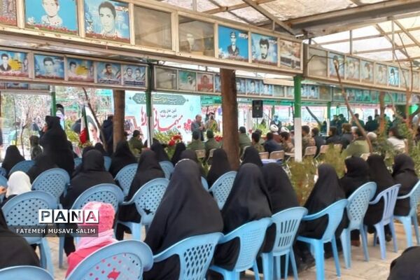 غبارروبی مزار شهدای قم به مناسبت دهه فجر-1