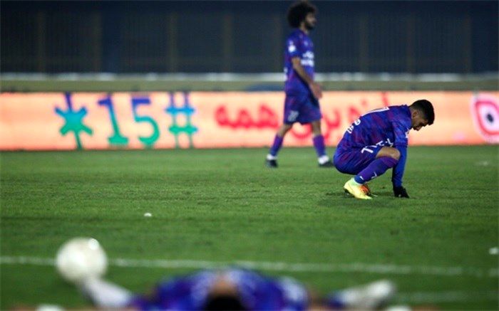 ادعای مهم باشگاه هوادار: دو پنالتی مقابل استقلال گرفته نشد