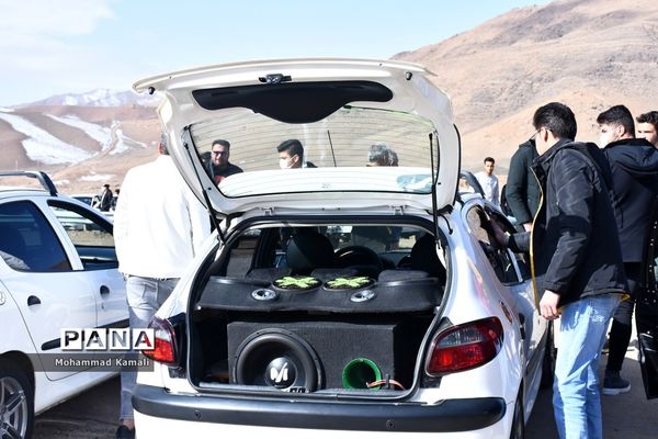 همایش اتومبیل‌سواری و موتورسواری به میزبانی شهر محلات