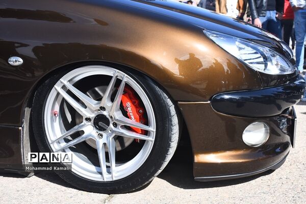 همایش اتومبیل‌سواری و موتورسواری به میزبانی شهر محلات