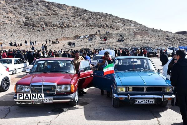 همایش اتومبیل‌سواری و موتورسواری به میزبانی شهر محلات