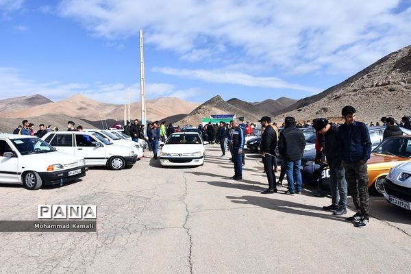 همایش اتومبیل‌سواری و موتورسواری به میزبانی شهر محلات