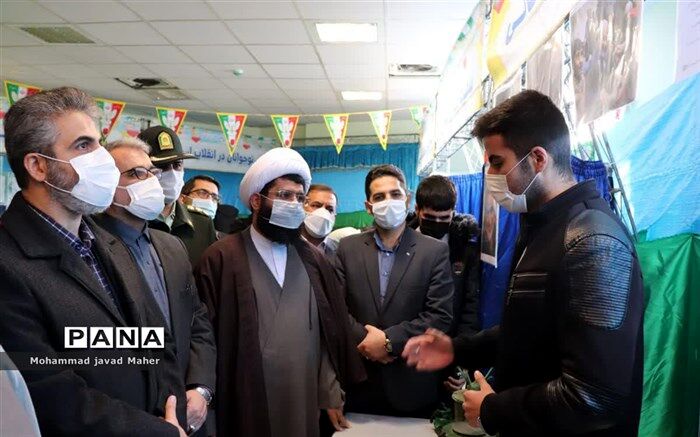 ضرورت تبیین دستاوردهای انقلاب اسلامی در حوزه آموزش و پرورش