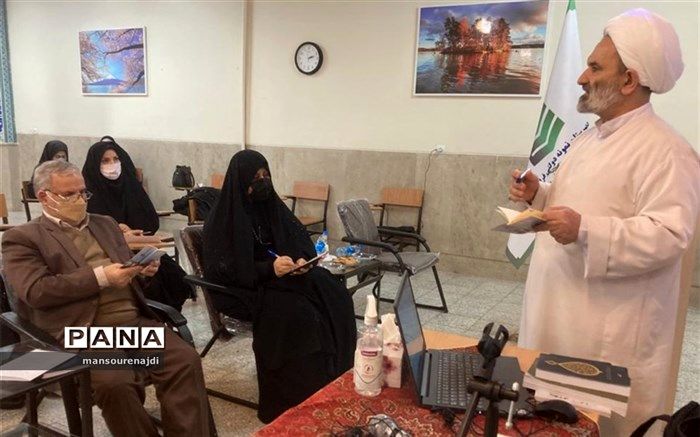 جهاد تبیین با هدف روشنگری و گفتمان‌سازی بیانیه گام دوم انقلاب است