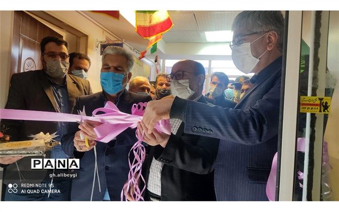 آیین افتتاحیه و کلنگ‌زنی  مراکز درمانی در  شهرستان بن