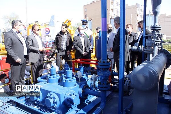 افتتاح نمایشگاه تخصصی صنعت نفت در اهواز