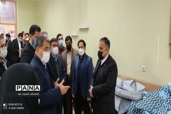 افتتاح نمایشگاه هنرهای دستی و تجسمی دانش‌آموزان در اندیمشک
