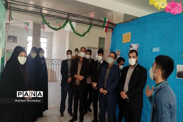 افتتاح نمایشگاه «مدرسه انقلاب» در زابل