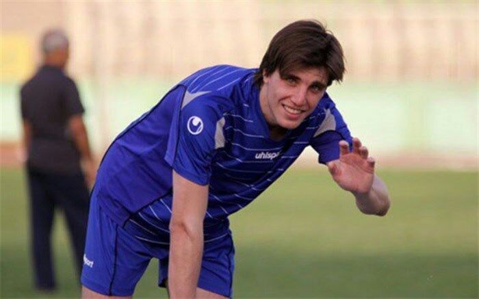 چرا استقلال 8 سال است قهرمان نمی‌شود