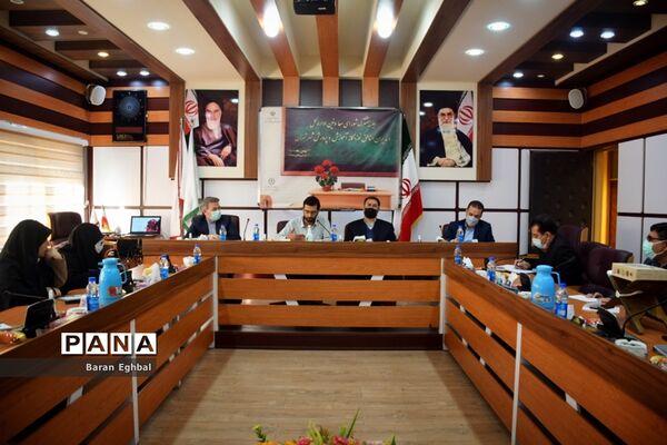 نشست مشترک شورای معاونان اداره کل آموزش و پرورش شهر تهران و مدیران مناطق 19گانه