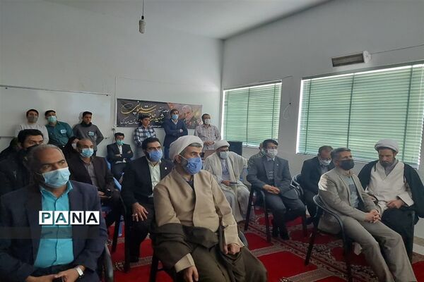 افتتاح نمایشگاه مدرسه  انقلاب ابرکوه