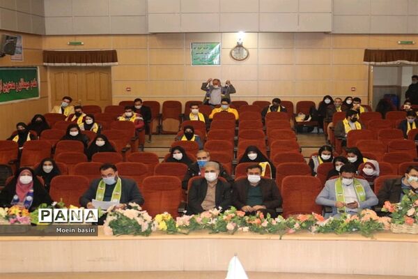 نشست مطالبه‌گری نمایندگان مجلس دانش‌آموزی استان قزوین
