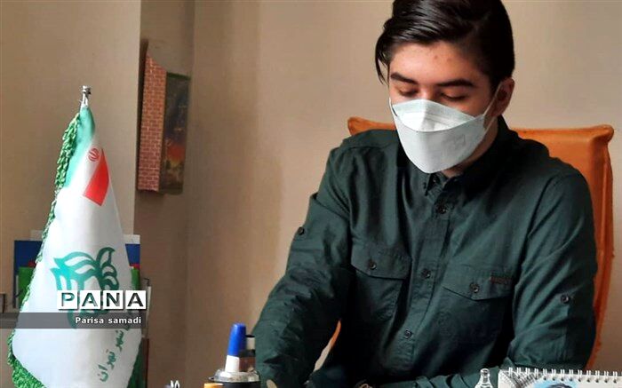 دانش آموزان پیشگامان حفظ ارزش های انقلاب اسلامی هستند