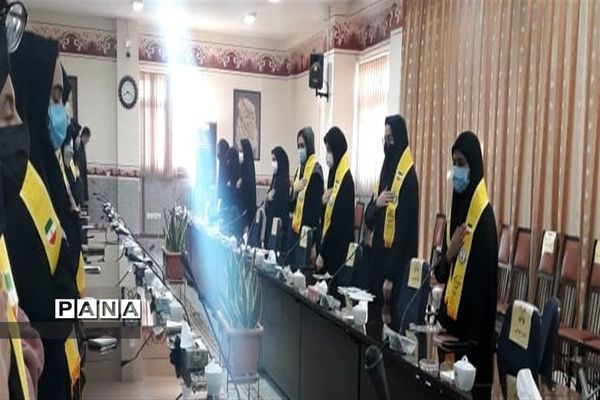 برگزاری یازدهمین دوره انتخابات مجلس دانش‌آموزی خمینی شهر