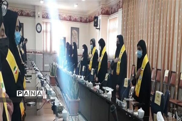 برگزاری یازدهمین دوره انتخابات مجلس دانش‌آموزی خمینی شهر