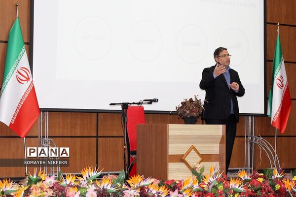 وبینار زنگ دانش با موضوع روانشناسی ثروت در  اداره‌کل شهرستان‌های تهران