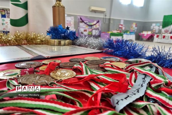 افتتاح نمایشگاه ورزشی شهید اسفندیاری و شهید شیرعلی در شهرستان امیدیه