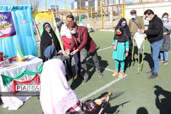 جشنواره پرواز بادبادک‌ها در فیروزکوه