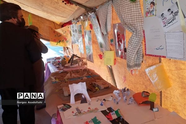 افتتاح نمایشگاه دستاوردهای انقلاب درشهرستان قاین