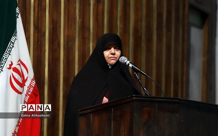 کسب ١۴٣٠ رتبه برگزیده مسابقات فرهنگی هنری توسط دانش‌آموزان تهران