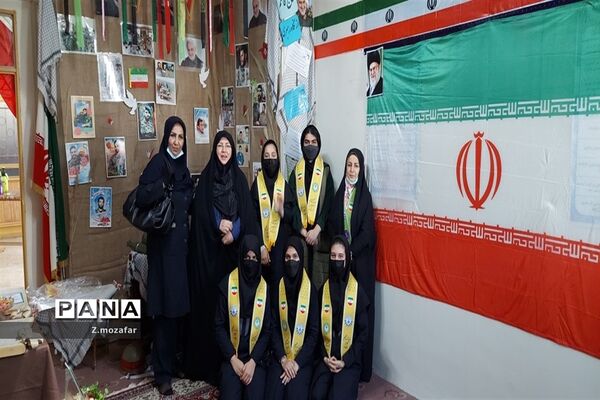 نمایشگاه مدرسه انقلاب درپاکدشت