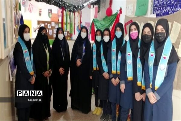 نمایشگاه مدرسه انقلاب درپاکدشت