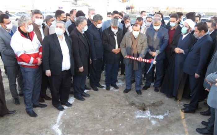 رشد و ترقی جامعه در گرو فراهم کردن امکانات برای دانش‌آموزان است