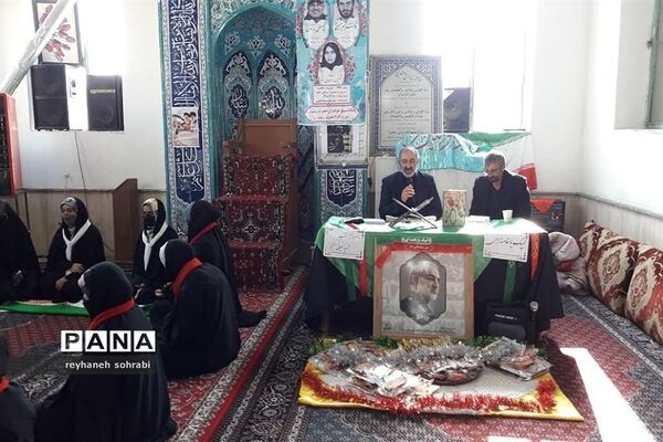 مراسم گرامیداشت دهه فجر در مسجد اتابک شهر آبسرد