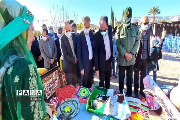 افتتاح جشنواره روستایی و عشایری شهرستان نی‌ریز