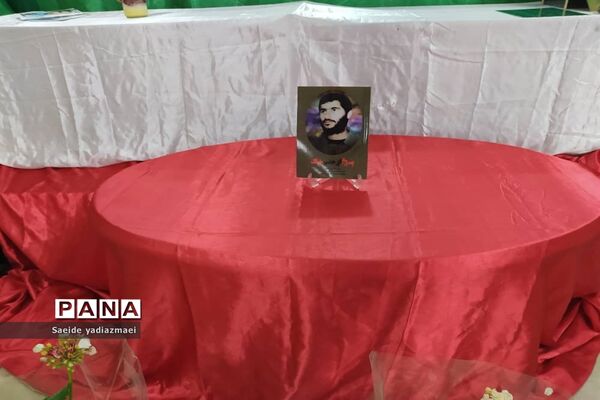 برپایی نمایشگاه مخترعان و نخبگان بسیجی منطقه ۱۵