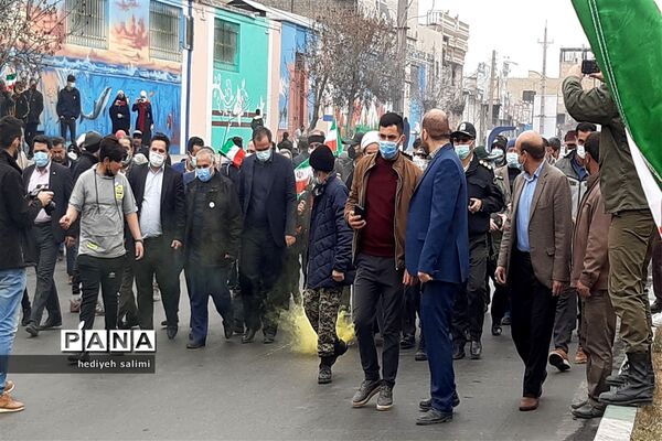 تجمع انقلابی راهپیمایی ۲۲ بهمن در قرچک
