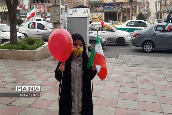 تجمع انقلابی راهپیمایی ۲۲ بهمن در قرچک