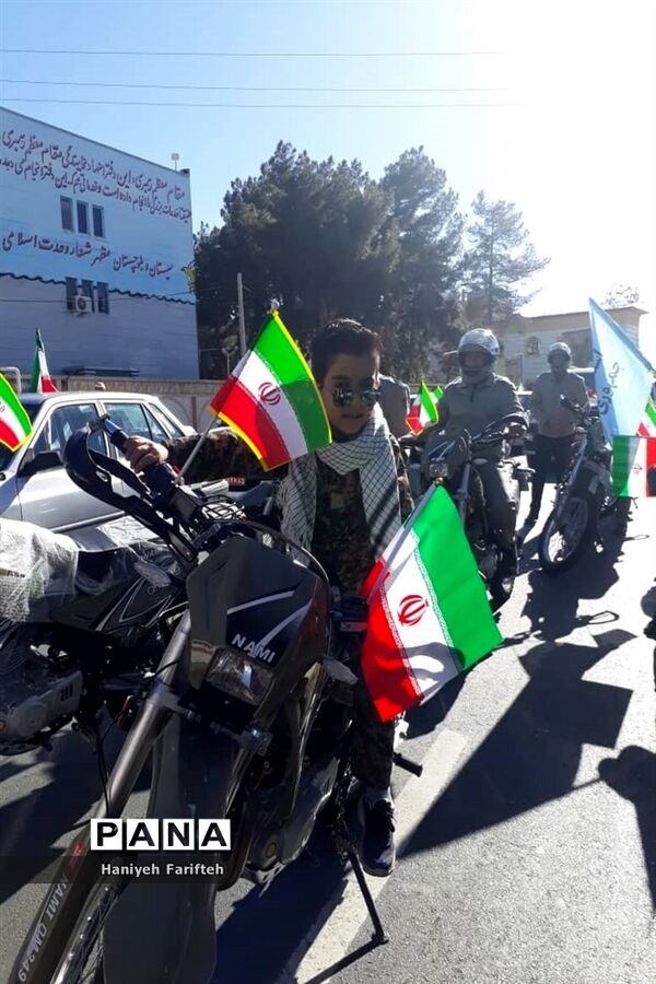 راهپیمایی خودرویی ۲۲ بهمن در شهر زاهدان