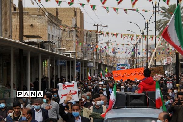 حضور پرشور دانش‌آموزان و فرهنگیان بهبهانی در راهپیمایی یوم الله 22 بهمن ماه
